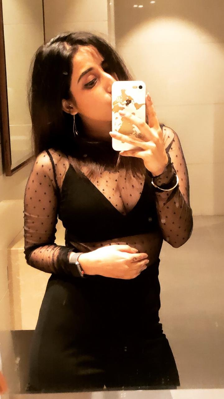 Mumbai Escorts Mumbai Escorts